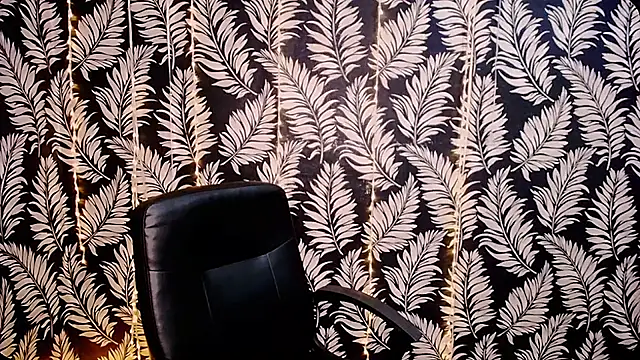 Olivia playful online show from April 4, 10:24 am