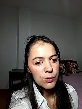 sarasweet 4 online show from December 17, 4:35 pm