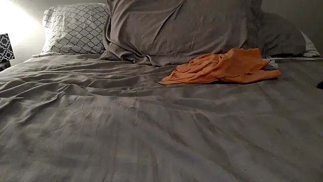 crisgrey222 online show from December 20, 7:22 am