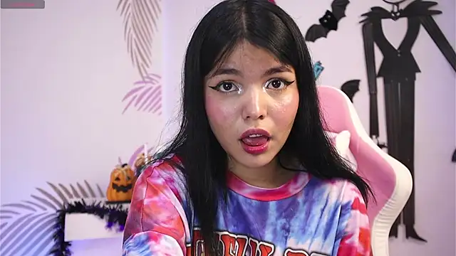 dianebleu online show from October 17, 3:42 am