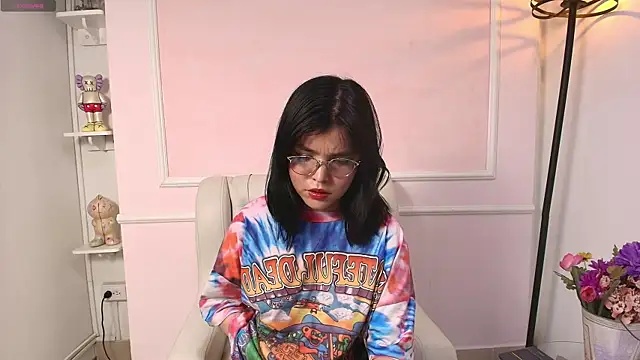 dianebleu online show from November 29, 1:14 pm