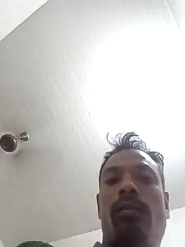 Snapshot of Lent_Medium chatting on October 2, 3:57 am Lent Medium online show from October 2, 3:57 am