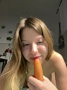 kimczii online show from April 14, 6:19 am