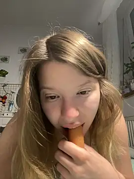 kimczii online show from June 3, 6:16 am