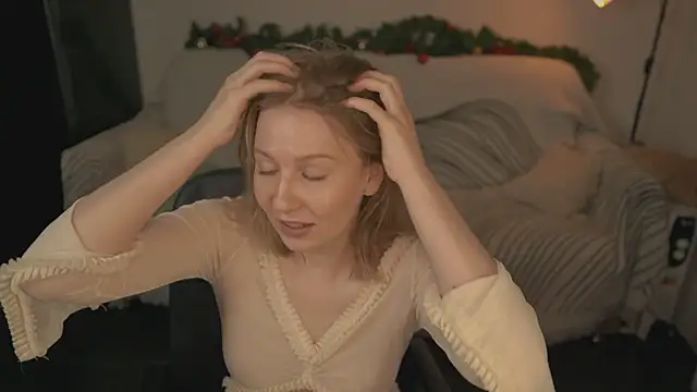  Killer Smile  online show from January 9, 1:13 pm