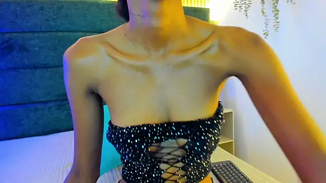 AntonellaaHot online show from January 10, 11:18 pm