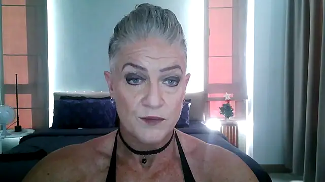 Devon2020 online show from December 18, 9:15 am