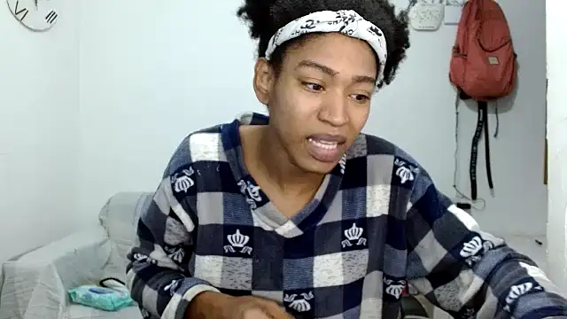 angelamarie1 online show from October 21, 12:22 am