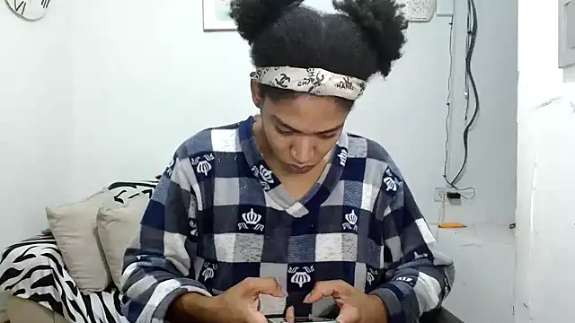 angelamarie1 online show from February 2, 11:20 am