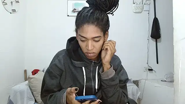 Snapshot of angelamarie1 chatting on July 16, 10:16 pm angelamarie1 online show from July 16, 10:16 pm