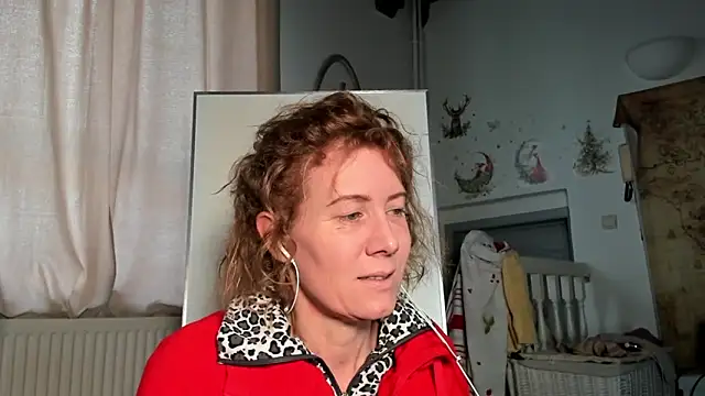 Lola Belgium online show from February 8, 3:10 pm