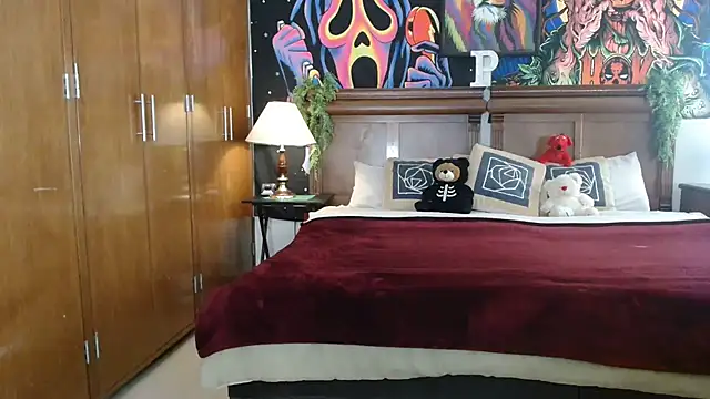 MINI Petite online show from December 17, 5:36 pm