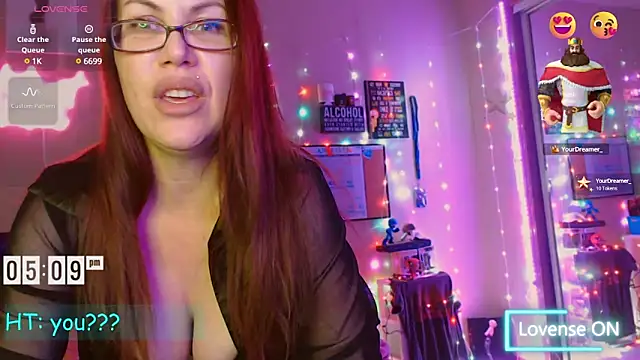 EmmaIsHere online show from December 4, 12:08 am