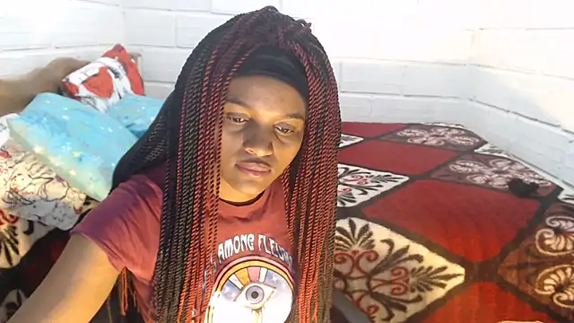 sexyjustin202 online show from June 3, 5:43 am