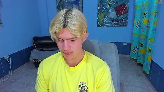 patrik 027 online show from November 12, 8:04 am