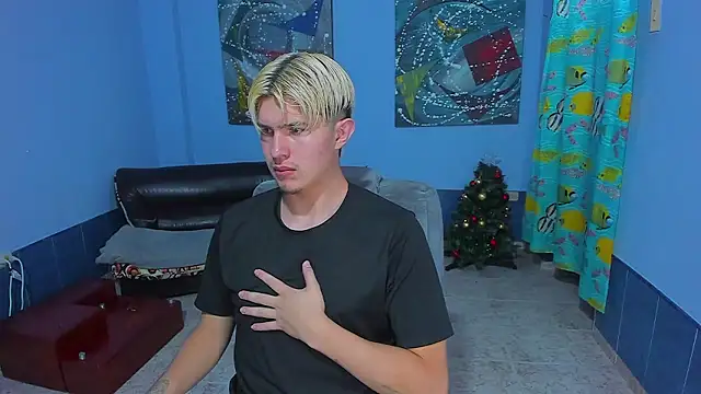 patrik 027 online show from January 12, 8:47 pm