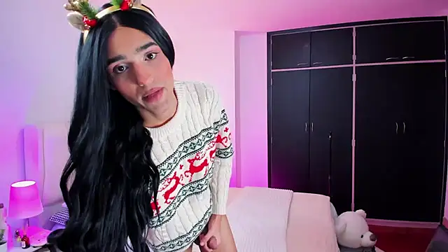 Snapshot of Ainhoads chatting on December 15, 3:13 am Ainhoads online show from December 15, 3:13 am