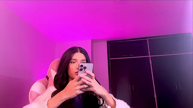 Snapshot of Ainhoads chatting on October 28, 2:59 am Ainhoads online show from October 28, 2:59 am