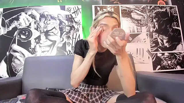 Victoria Badgal  online show from January 27, 9:11 pm