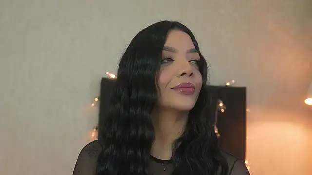 sarah hiill online show from April 15, 10:21 pm