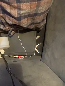 Snapshot of Likewise chatting on February 23, 8:17 pm Likewise online show from February 23, 8:17 pm