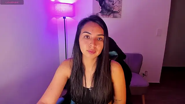 Snapshot of Miss_Nicole chatting on May 2, 12:48 am Miss Nicole online show from May 2, 12:48 am