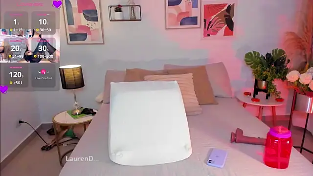 Misslaurenn online show from February 19, 1:08 am