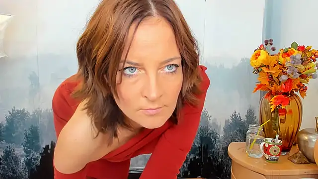 Snapshot of ViciousSiren chatting on October 31, 6:47 am ViciousSiren online show from October 31, 6:47 am