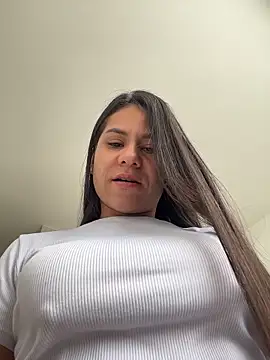 Reggie-Liam online show from April 15, 7:58 pm