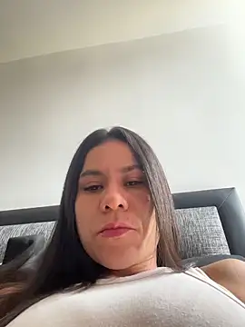 Reggie-Liam online show from June 12, 8:19 pm