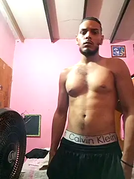 Snapshot of apolodiosgriego chatting on October 18, 4:15 am apolodiosgriego online show from October 18, 4:15 am