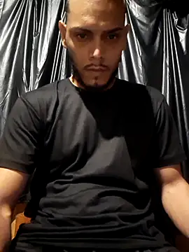 Snapshot of apolodiosgriego chatting on November 2, 4:37 am apolodiosgriego online show from November 2, 4:37 am