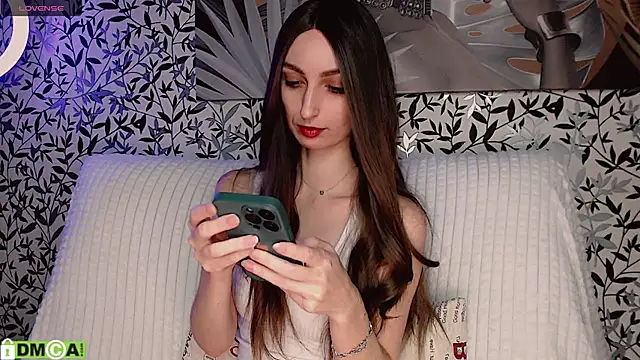  Amelle  online show from November 24, 3:34 pm