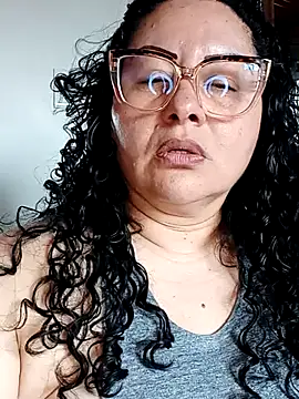 hazel milf online show from October 19, 5:35 pm