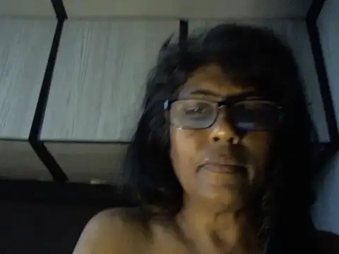 MsAttitude online show from March 6, 6:10 am