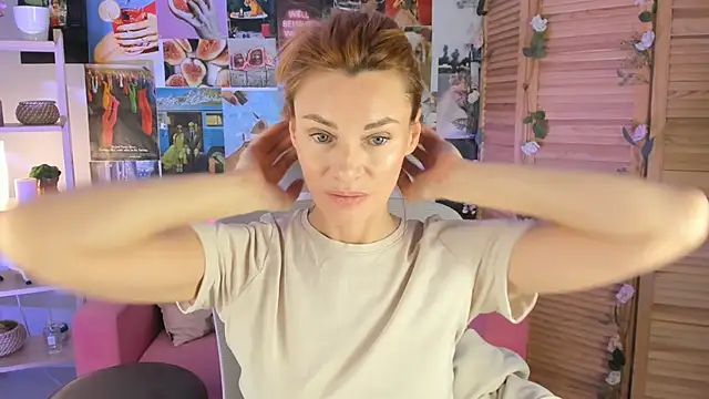 MistyBarnes online show from December 18, 12:29 pm