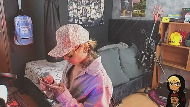 AcidMilo online show from November 19, 8:42 pm