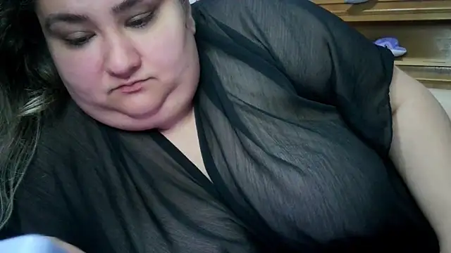 Snapshot of nicholle chatting on April 20, 11:28 pm nicholle online show from April 20, 11:28 pm