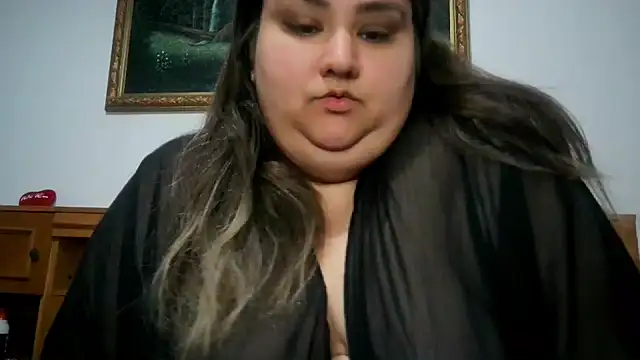 Snapshot of nicholle chatting on April 29, 9:32 pm nicholle online show from April 29, 9:32 pm