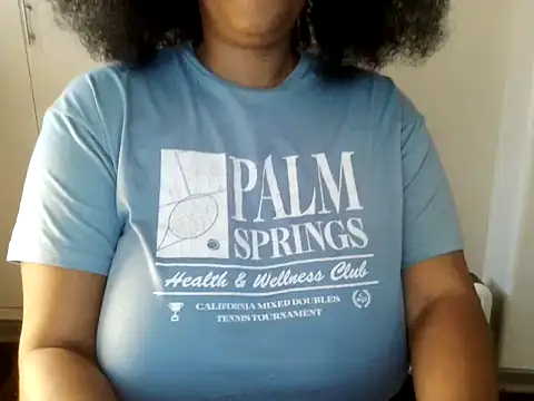 Snapshot of Charlie-Crawford chatting on July 20, 9:23 am Charlie-Crawford online show from July 20, 9:23 am