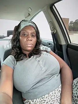 1Topgyal online show from March 3, 1:50 pm