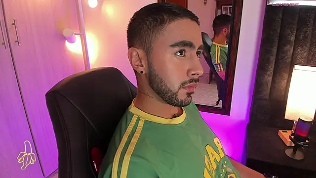 ItsMeEros online show from November 12, 9:03 pm