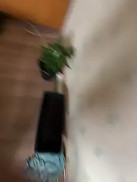 CoolBiDude online show from April 9, 4:01 pm