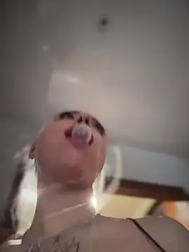 pinkstar  online show from December 19, 5:25 am