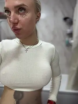 pinkstar  online show from April 3, 5:38 am