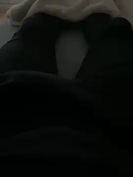 Jonkitzler1 online show from December 6, 12:49 pm