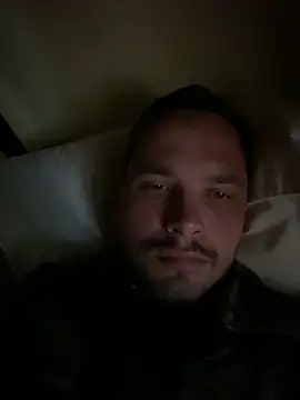 Jonkitzler1 online show from March 11, 9:13 am