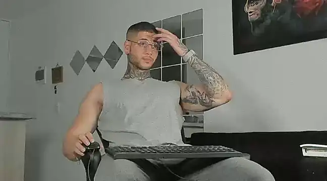  jamesleandros1 online show from February 28, 3:37 am