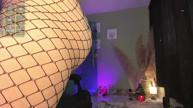 Snapshot of perlacobre999 chatting on December 7, 6:59 pm perlacobre999 online show from December 7, 6:59 pm