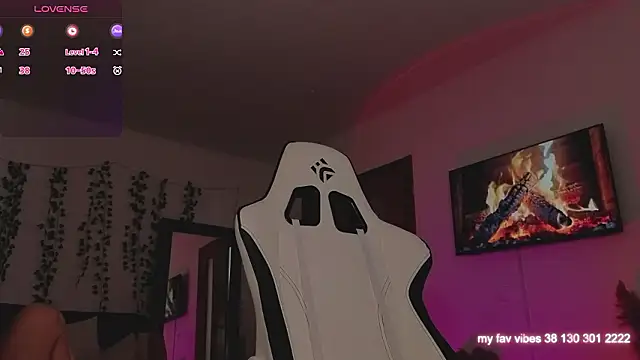 Juliette Sunshine online show from March 19, 5:00 am